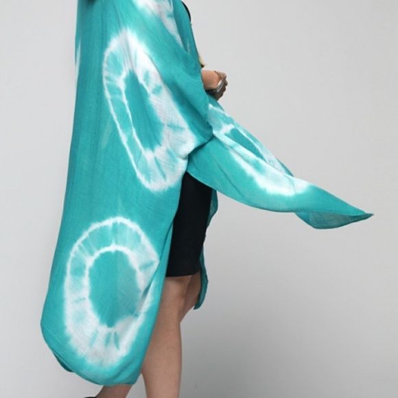 Tie-Dye kimono - Picture 3 of 3